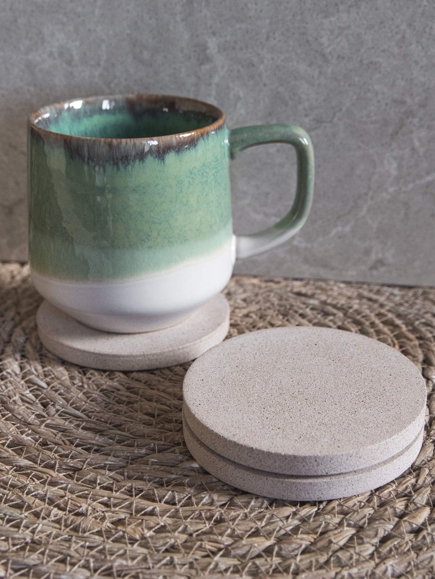 Sottobicchieri rotondi in arenaria color crema - Set da 2 o 4