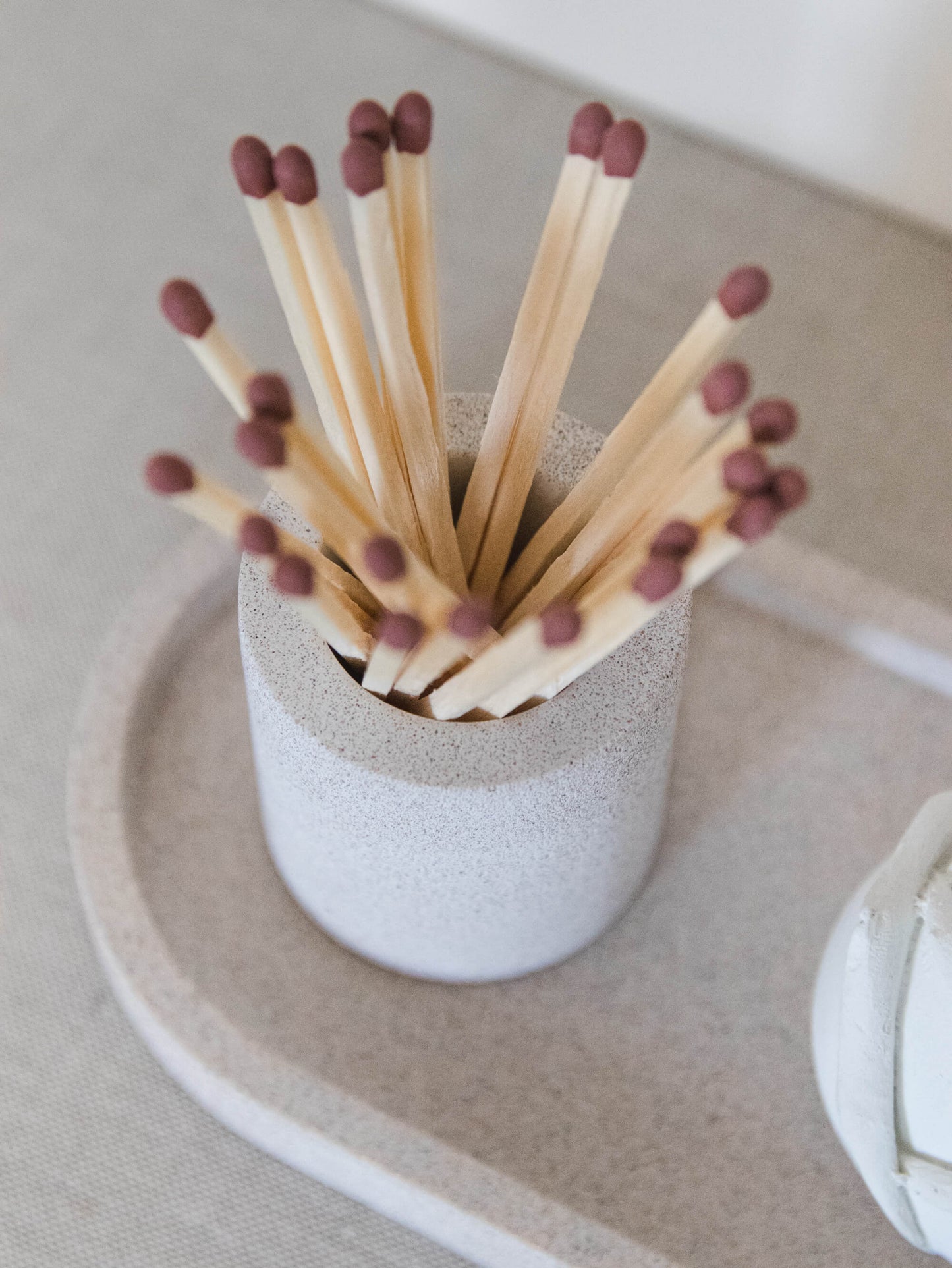 Match Pot con cuscinetto per battitura in arenaria color crema